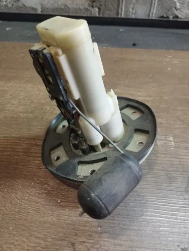 Bomba combustivel cb500f 14