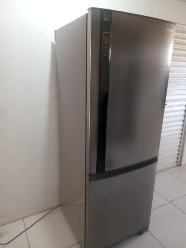 Panasonic frost free com capacidade de 460L tecnologia inverter funcionando perfeitamente