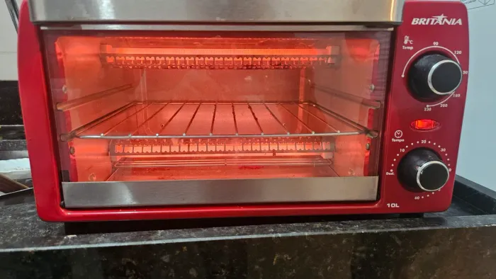 Forno Elétrico Britânia 10L Vermelho - Seminovo (Funcionando 100%)