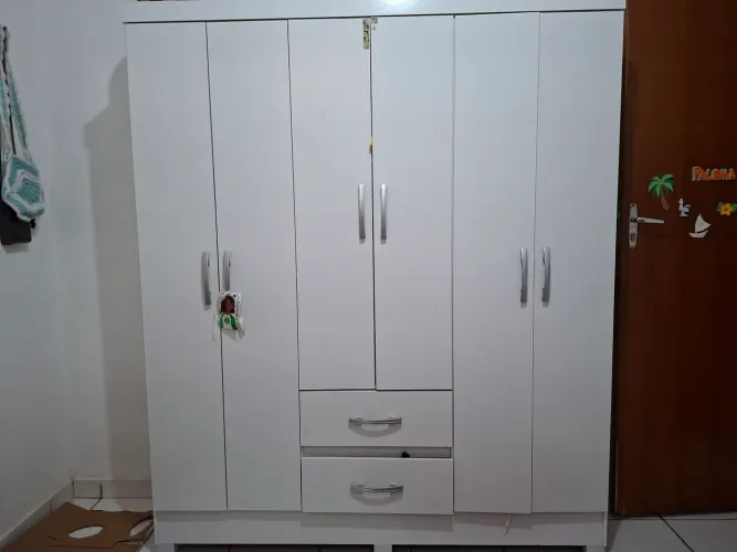 Guarda roupa