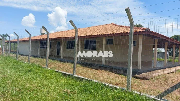 Sítio casa sede à venda, 72,6 Hectares por R$ 4.500.000 - Duartina/SP