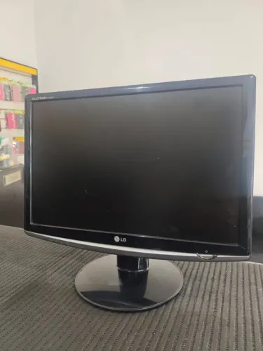 Monitor LG Flatron 19'' Widescreen VGA e DVI-D