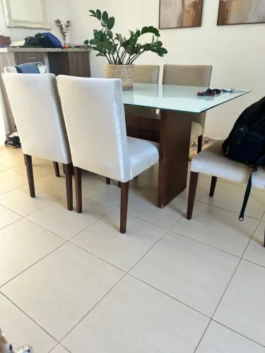Cadeira para mesa de jantar