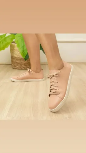 Tênis feminino leve flexível e confortável