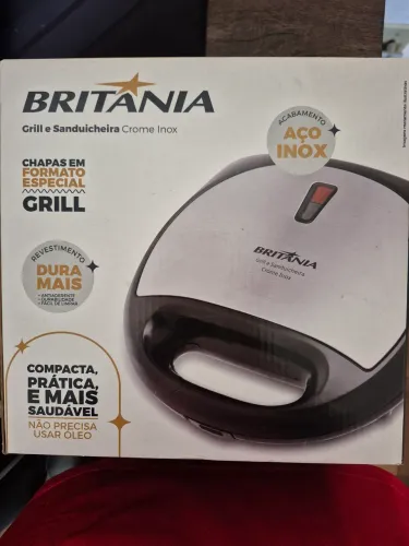Sanduicheira Britânia nunca usada