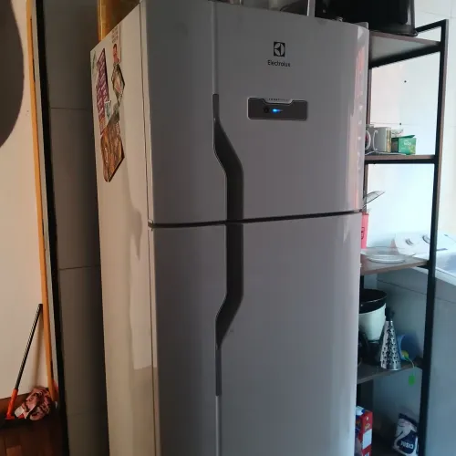 Geladeira Electrolux  2 portas Frost Free