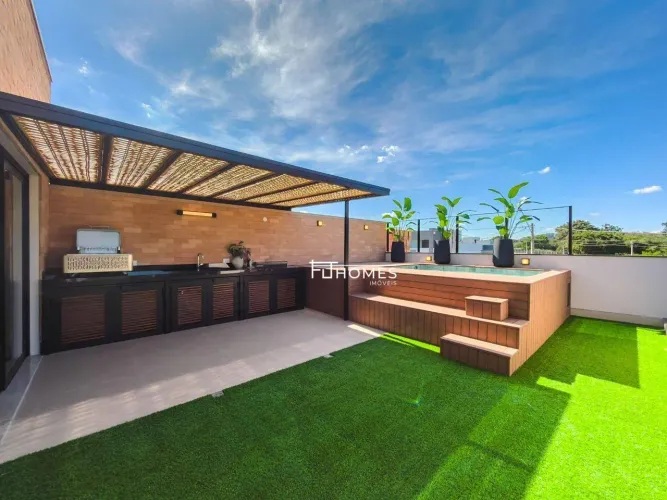 Casa com 3 dormitórios à venda, 198 m² por R$ 2.456.000 - Condomínio Residencial Evidência