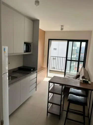 Apartamento de 30m² com varanda para locação em Pinheiros - São Paulo | SP
