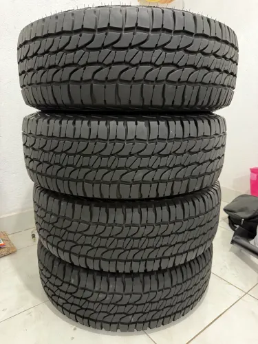 Pneus 265/70R16