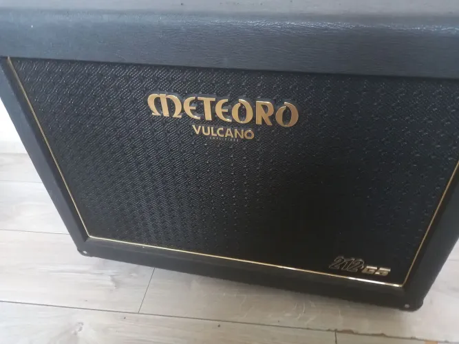 Gabinete guitarra 2x12