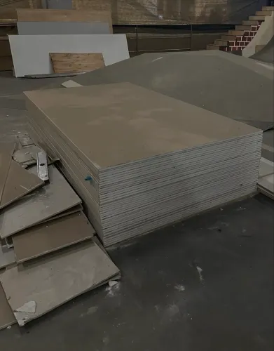 Placas de gesso acartonado / drywall