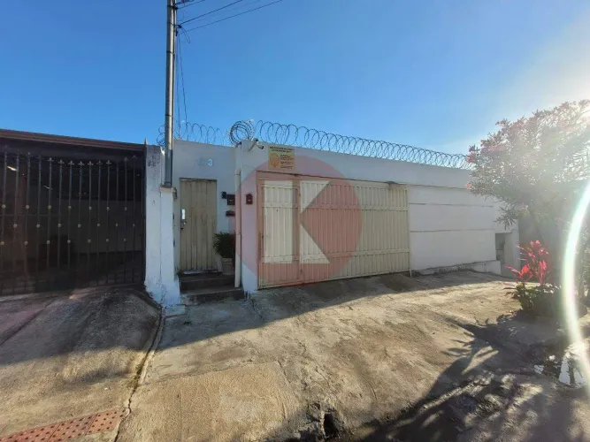 Casa de 02 quartos no São João Batista - Venda Nova
