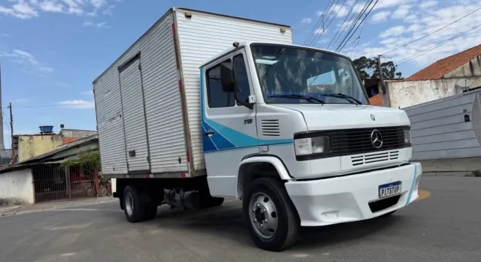 Mercedes-Benz MB 710