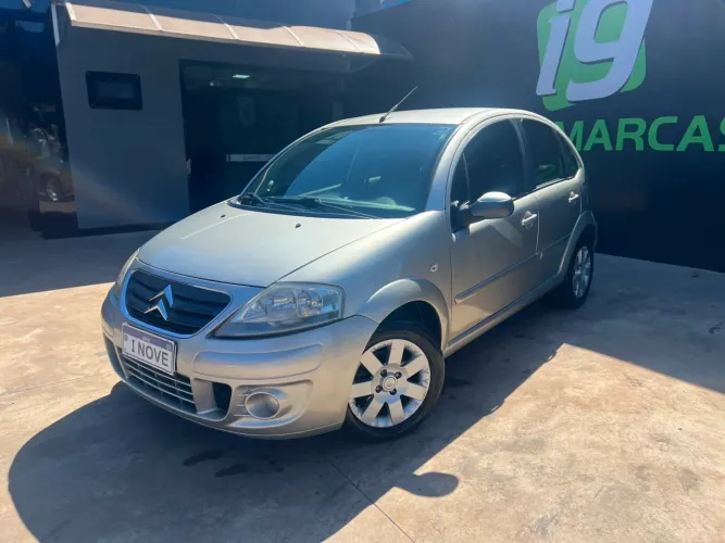 Citroen C3 GLX 1.4/ GLX Sonora 1.4 Flex 8V 5P 2012