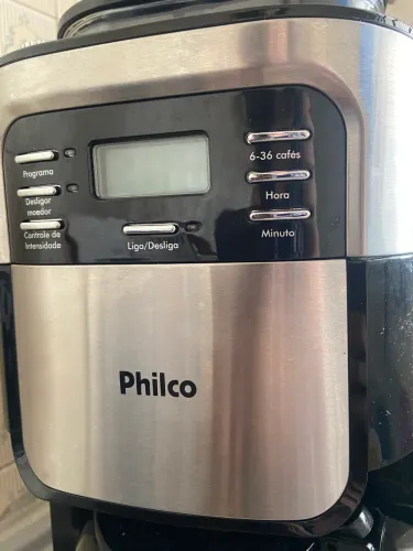 Cafeteira Philco com moedor
