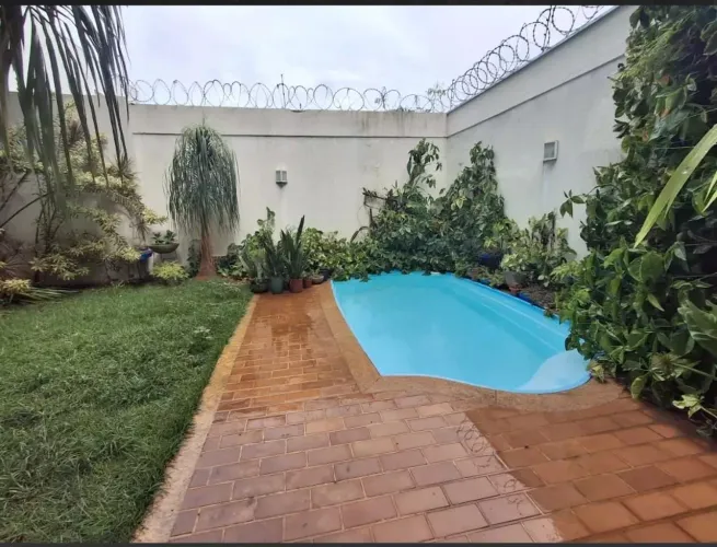 Augusta Mota Are Comercial Residencial Casa em Lote 525 m²..Aceita Veículo Até 300.000.00