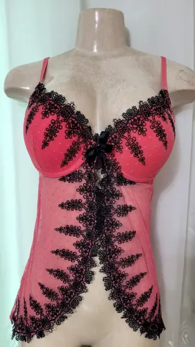 Camisola rendada tamanho M