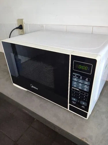 Micro-ondas Midea Minuto Fácil 20L