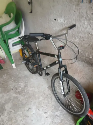 Bicicleta aro 24