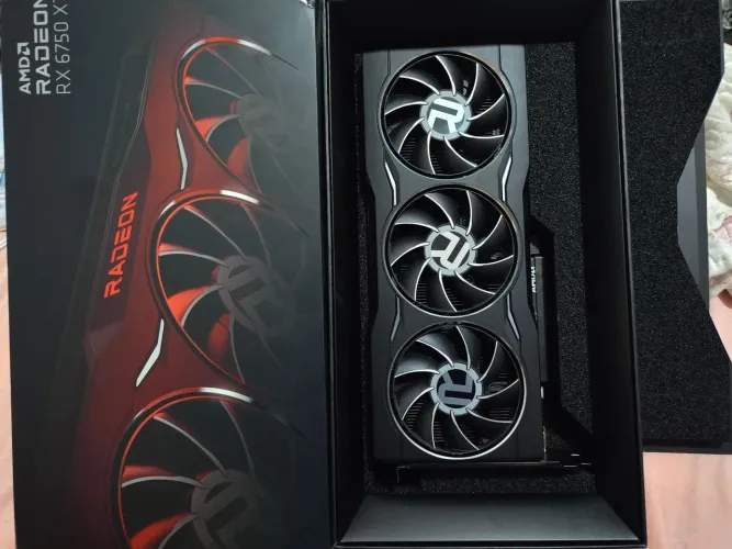 RX 6750XT 12GB GARANTIA