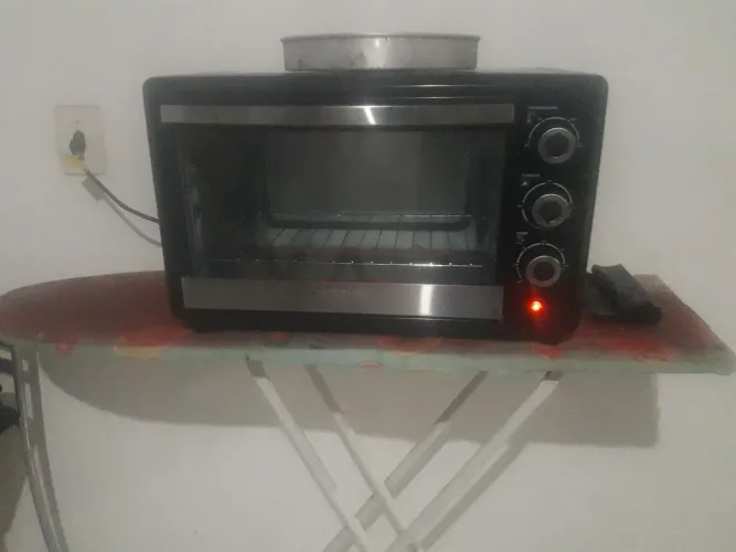Forno eletrico mondial seminovo
