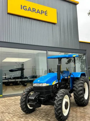 TRATOR - MARCA NEW HOLLAND - MODELO TT3840 - 4x4