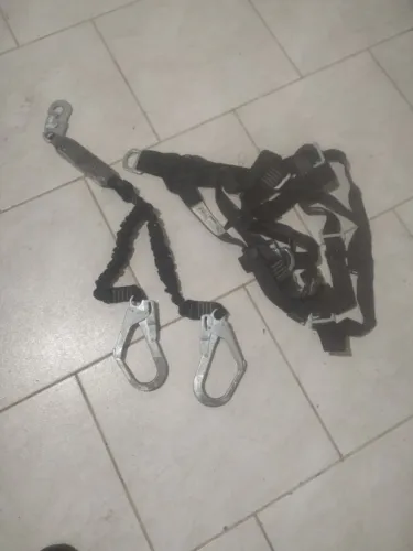 Cinto para trabalhos em altura