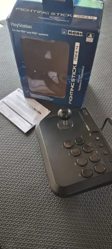 FIGHTING STICK MINI 4 HORI PARA PS3 E PS4