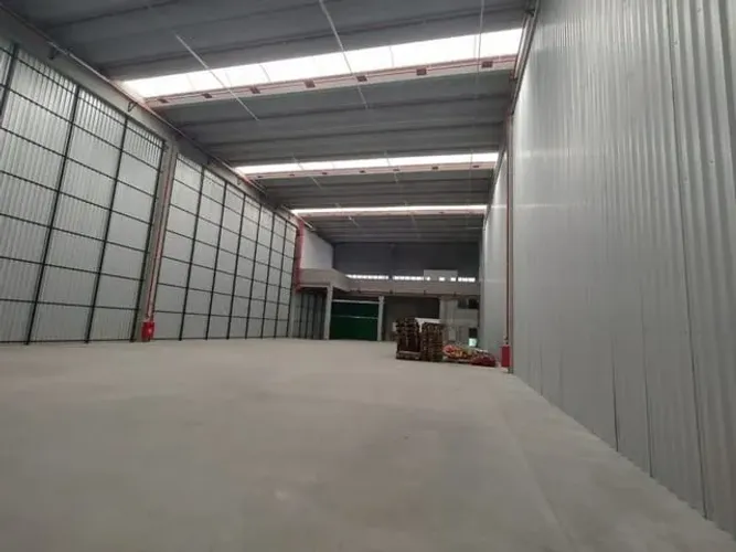 GALPÃO P/ LOCAÇÃO 1.192M² 6 DOCAS PARQUE JAÇATUBA