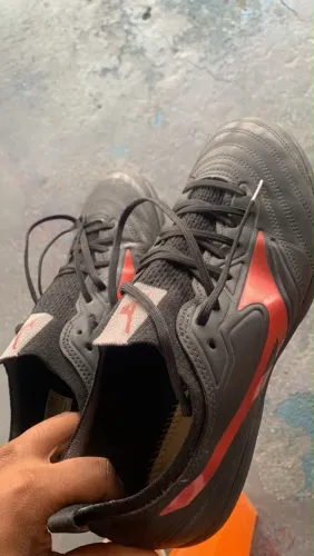 CHUTEIRA MIZUNO N? 42