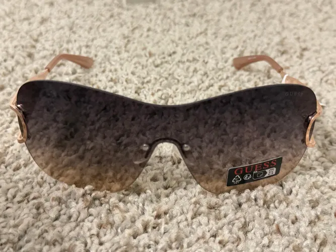 Óculos de sol Guess ORIGINAL NOVO