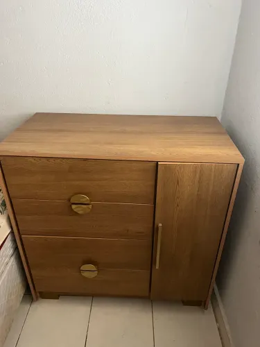 Vendo cômoda sapateira vollard 4 gavetas e 1 porta