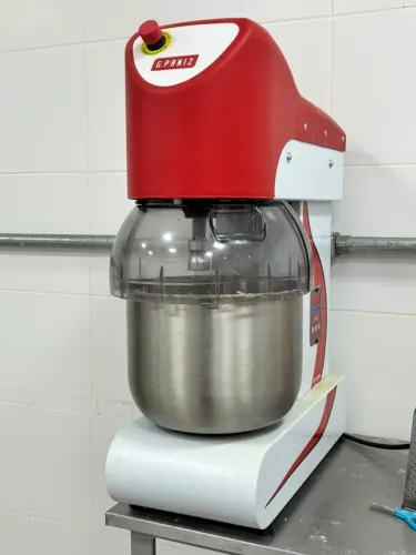 Batedeira Industrial 12L - G. Paniz