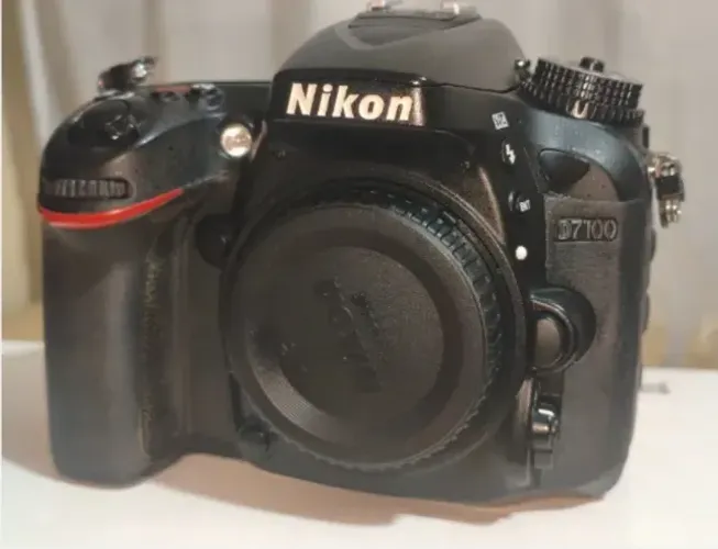 Nikon D7100 13k