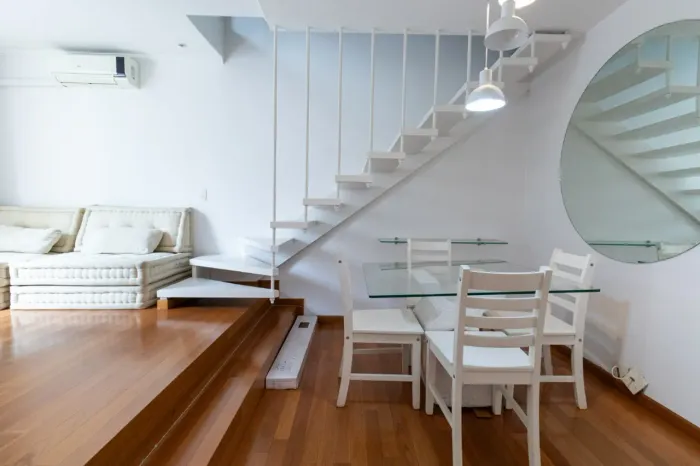 Duplex para venda em Itaim Bibi com 1 quarto, sendo 1 suíte, 70m²