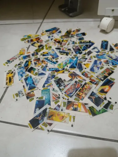 Figurinhas Chiclete Buzzy pokémon 2000