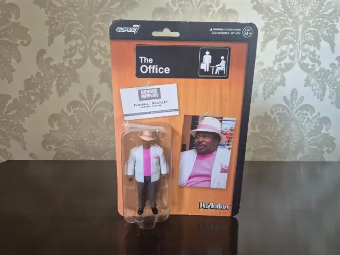 Action Figure Florida Stanley. The Office. Reaction. Super7!
