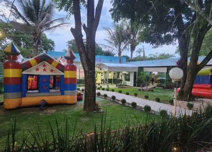 Alugo espaço/salão de festa/galpão/depósito/terreno/lote/fabric no park sul/sia/guará/smas