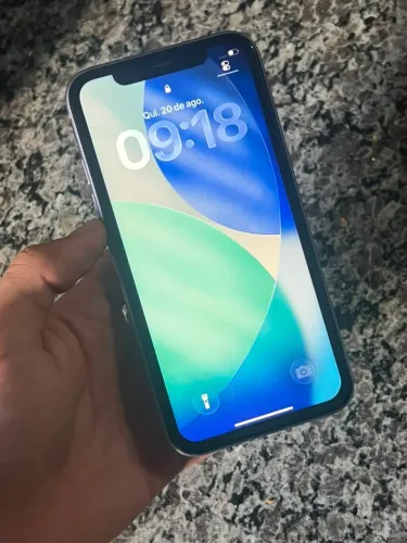 iPhone 11 128gb todo completo funcionando tudo ok acompanha capinha,película,e carregador