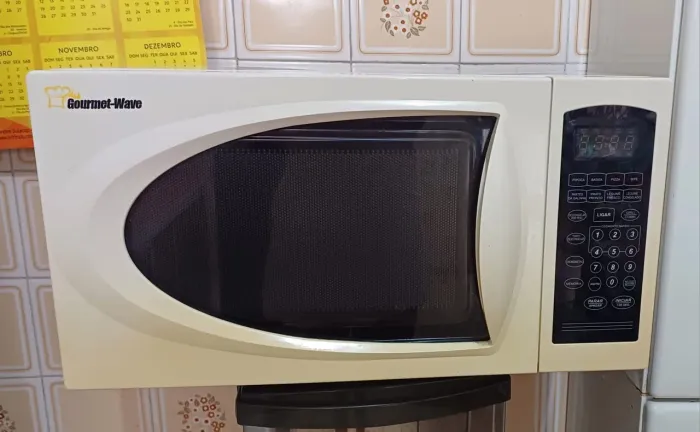 Micro-Ondas Gourmet Ware 28lt muito novo 