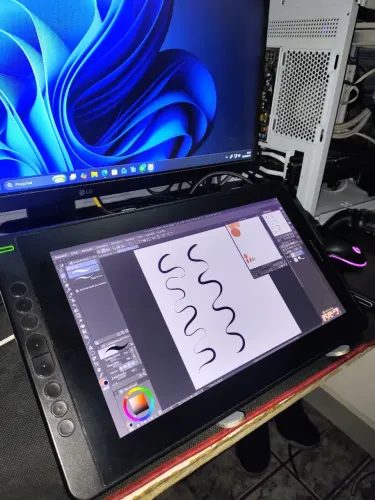 Mesa digitalizadora Huion Kamvas 13