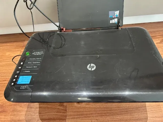 Impressora Hp deskjet 3050. COM DEFEITO