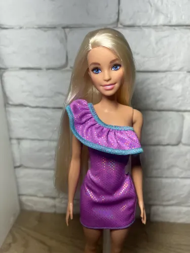 Barbie fashionista