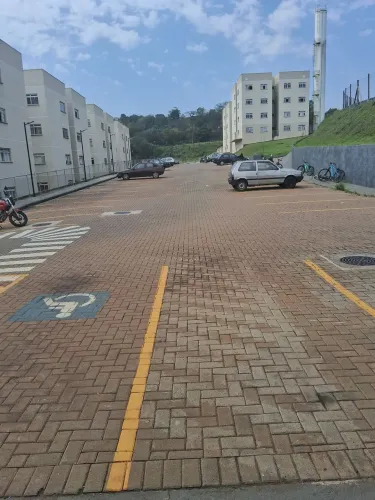 Vende ou troca apartamento em Londrina