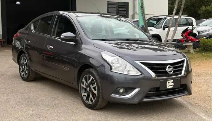 Nissan Versa SL 1.6 16V Flexstart 4P Aut. 2017