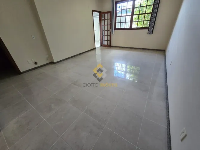 Casa geminada - Dona Clara