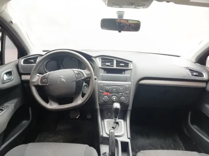 Sucata para retirada de peças Citroen C4 Lounge THP 1.6 turbo