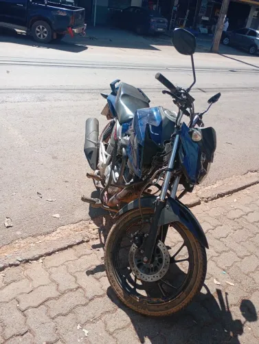 Moto a venda