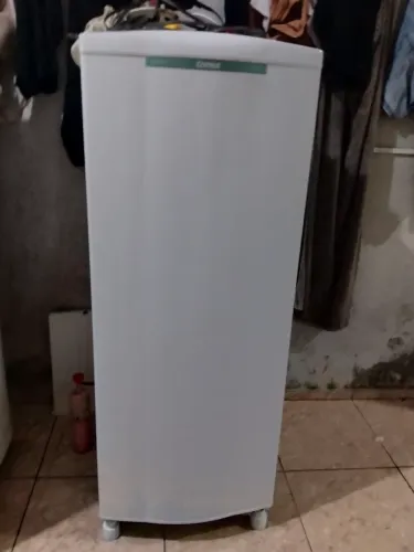 Geladeira degelo seco