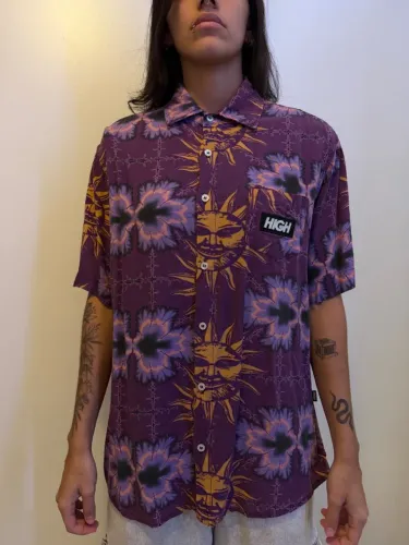 Blusa de botão High